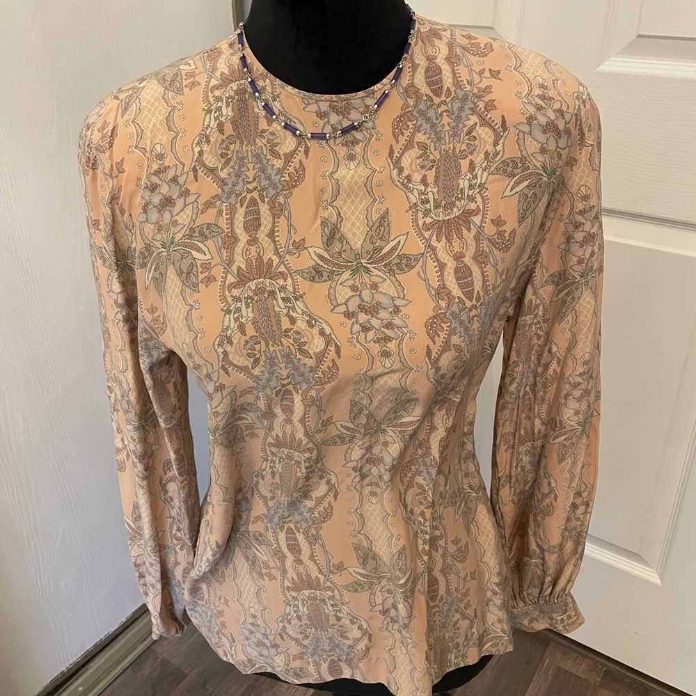 Liz Claiborne Peach Long-Sleeved Silk Blouse Size 4